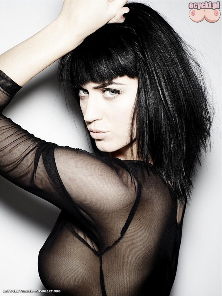 18. Katy Perry w przeswitujacej bluzce bez stanika - sexy piosenkarka gwiazda pikantne zdjecia